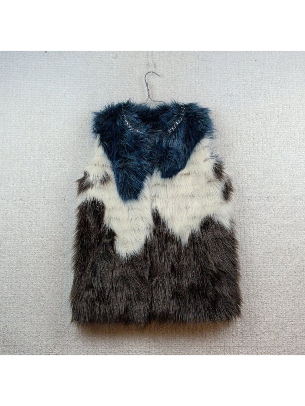 Y2K Guess Faux Shaggy Fur Furry Vest Glam Mcbling Chains 2000's Wom Sz M Cozy